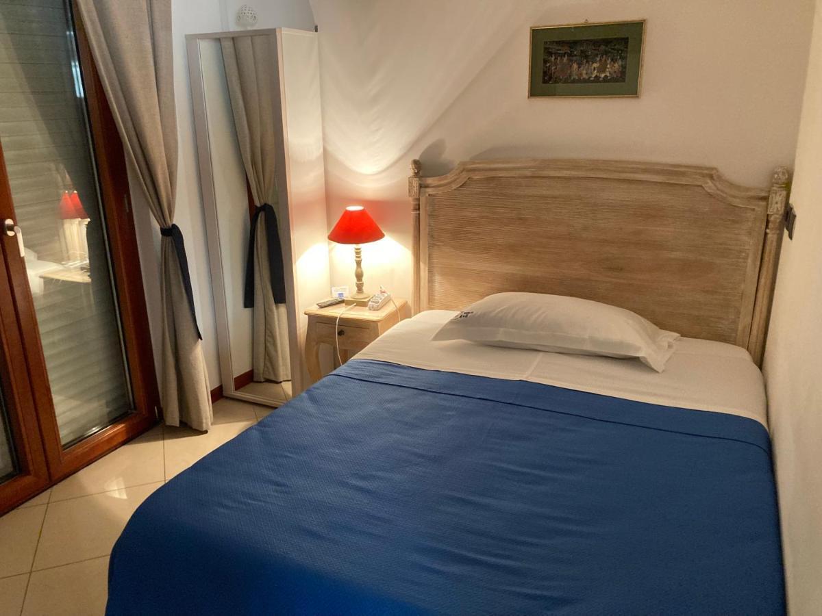 Domus B&B Модуньо Экстерьер фото